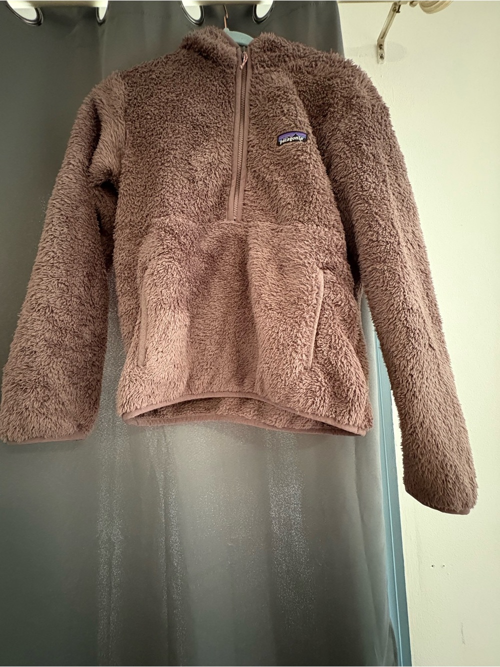 Patagonia Women’s Mauve Sherpa Half-Zip Hoodie